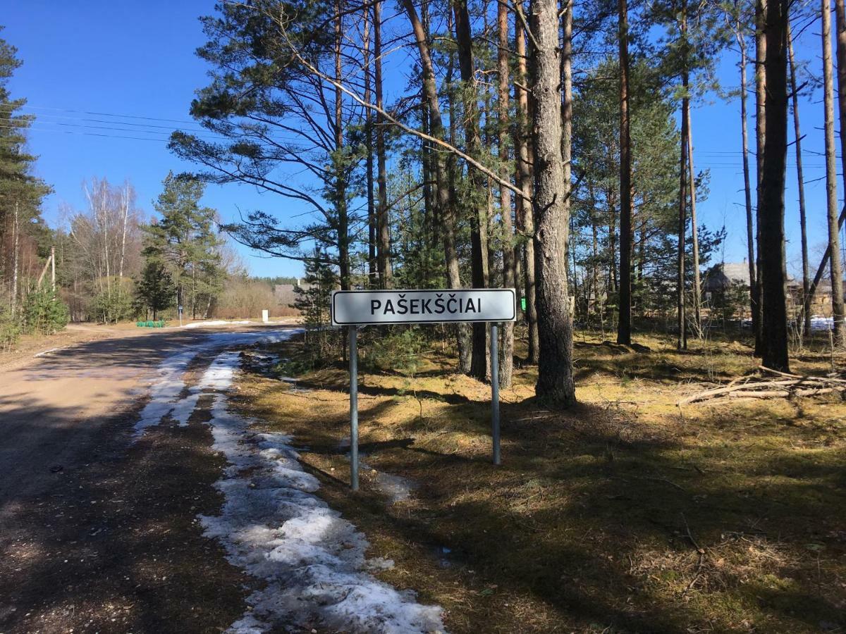 Vila Migla Paseksciai Luaran gambar