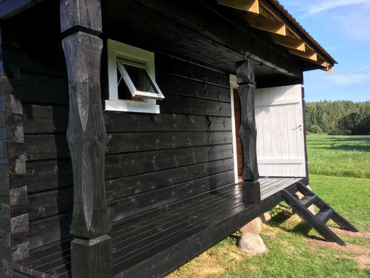 Vila Migla Paseksciai Luaran gambar