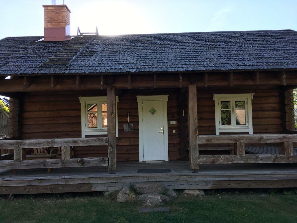 Vila Migla Paseksciai Luaran gambar